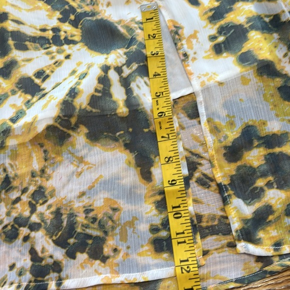 KLd yellow and gray tie dye print wrap front maxi dress. Split front, size Small - Picture 12 of 12